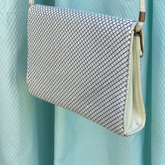 Whiting and Davis Metal Mesh White Shoulder Crossbody Bag Purse. - Picture 3 of 13